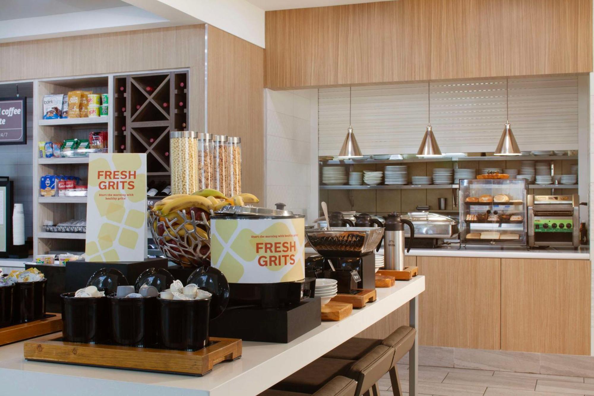 Hilton Garden Inn Shreveport Buitenkant foto
